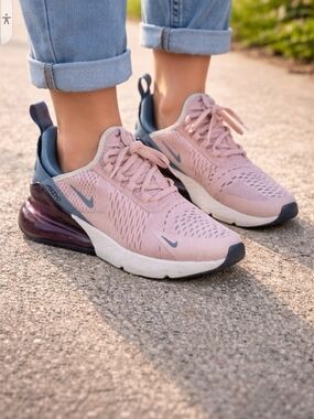 Nike Women’s Light Pink and Navy Air Max Athletic Sneakers